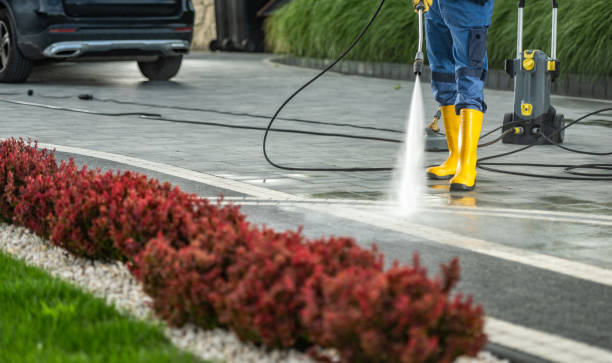 Why Choose Our Certified Pressure Washing Experts for Your Project Needs in Edgemont Park, MI?